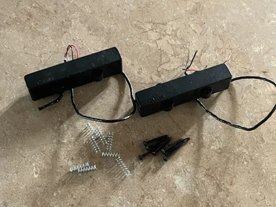 Set Carvin Jazz bass pickups - Image 1 of 3