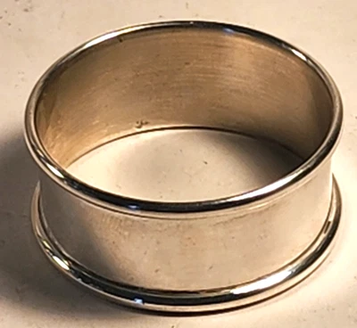 ANILLO SERVILLETA REDONDO LISO PLATA ESTERLINA ALVIN S17 Foto 1 de 2