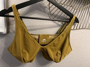 Bralette Para mujer Re:Play corte triángulo sin costuras talla 2 verde oliva - Imagen 1 de 6