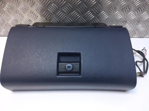1985 Porsche 928 S2 Glove box, Glove Box Housing Lock & Latch Mint Condition. - Picture 1 of 14