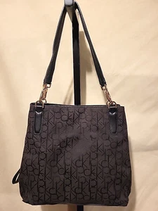 Calvin Klein Black Textured Logo Three- Compartment Shoulder Bag  Gold Accents - Picture 1 of 10