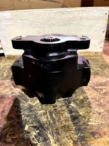 DAVID BROWN HYDRECO RW1909YH19B26A (OEM Komatsu OEM# 2969640M) New & Genuine PD - Picture 1 of 7