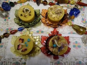 4 farbige Glas Ahornblatt Teelichter mit 4 Windlicht bekleideten Bienenwachskerzen - Bild 1 von 4