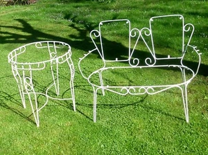 alte verzierte Metall Gestelle gartenmöbel Bank und runder Tisch - Bild 1 von 1