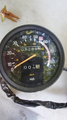 (78-82 1978 1979 YAMAHA XS750 SR500 VELOCÍMETRO TACH 1980 1981 1982 a 120 mph - Imagem 1 de 2