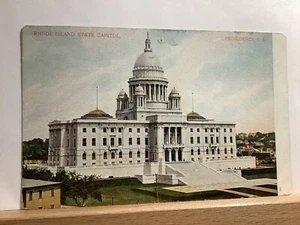 Rhode Island State Capitol: Providence, RI - Vintage Postcard - Picture 1 of 3