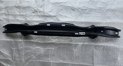Barra de impacto trasera BMW 320,328,335,340,M3 2012,2016,2017,2018,2019  Foto 1 de 4