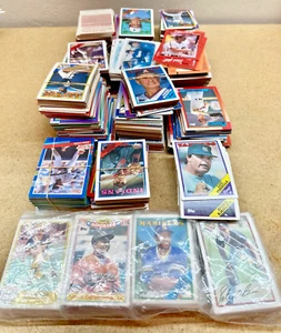 500 + Vintage Topps Baseball Cards Lot Random + bonus Basketball cards - Picture 1 of 7