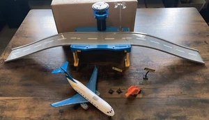 Driven by BATTAT ~ Airplane Toy w/Lights & Sound ~ WORKS ~ Partial Airport Set - Picture 1 of 11