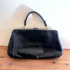 Vintage Black Leather Handbag With Gold Detail Bag Queen Missing Long Strap - Picture 1 of 24