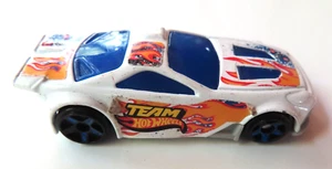 Hot Wheels Mattel 2012 weiß Team Hot Wheels Auto McDonalds Diecast China 1:64 - Bild 1 von 6