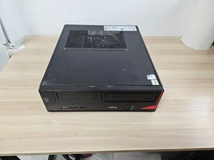 Fujitsu Esprimo E420 E85+ - i5-4430 - 500GB HD - 4GB Ram - GeForce 210 1GB - Picture 1 of 22