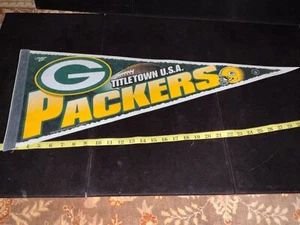 NFL Green Bay Packers Vintage anni 90 Titletown, edizione USA #6 Football Pennant - Foto 1 di 1