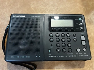 Grundig Yacht Boy YB 400 World Receiver AM FM SW/MW/LW - Tested & Works - Picture 1 of 8