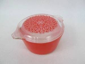 Vtg Pyrex Rare Red Celtic Floral 473 1 Quart Round Casserole Dish - Picture 1 of 5