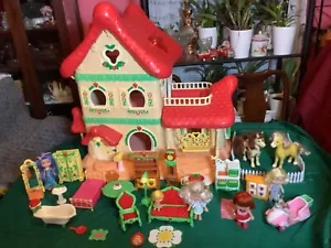 Vintage 1983 Fragola Shortcake Very Berry Happy Home casa delle bambole e accessori - Foto 1 di 19