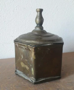 Antica Tabacchiera Scatola Porta Tabacco Esagonale Con Coperchio Rame - Foto 1 di 4