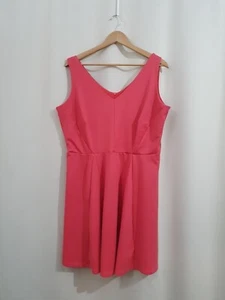 Ladies Size 18 Sleeveless Pink Stretchy Dress By SIMPLY BE - Picture 1 of 24