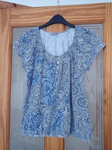 M&S Woman Blue & White Cotton Top With Elastic Hem & Shirred Neck Size 12 - Picture 1 of 10