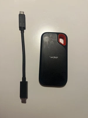 SanDisk Extreme 2TB USB-C Tragbare Externe SSD SDSSDE60-2T00 - Bild 1 von 4