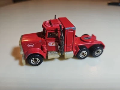 老式 1983 年火柴盒 Convoy CY7 Peterbilt 常规油轮 Getty Semi — 第 1/4 张图片