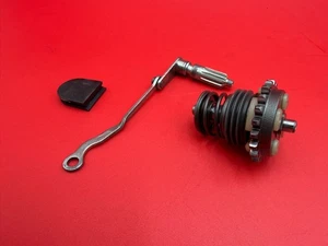 1993 - 1999 HONDA CR125R CR125 OEM EXHAUST POWER VALVE TIE ROD GOVERNOR COVER #2 - Picture 1 of 14