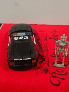 Transformers 2007 Movie Barricade Hasbro Deluxe Class Frenzy - Picture 1 of 3