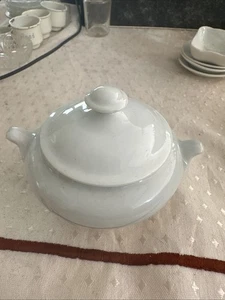 Porzellan-Schüssel Suppe Terrine Puppenstube Puppenküche Weihnachten 50/60er - Bild 1 von 8