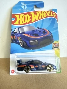 Hot Wheels Porsche 935 Super TH - Picture 1 of 4