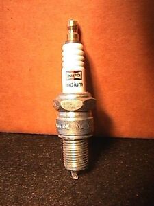 Champion Iridium Spark Plug Type 9804 New