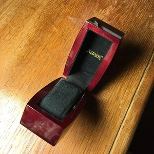 Xavier Uhrenbox Armbanduhr Aufbewahrungsbehälter Display Lack Rot Burgund - Bild 1 von 18