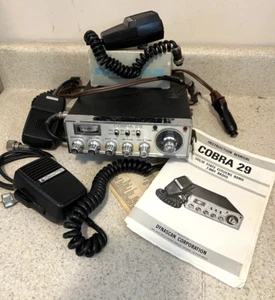 Vintage Dynascan Model Cobra 29 AM CB Radio Transceiver 23 Channels - Picture 1 of 15