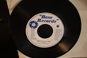 Record Pamela Maynard -Misty blue/One Day At A Time (7"VG+)) Vinyl Music - Imagen 1 de 2