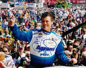 Foto firmada de NASCAR Champiom Michael Waltrip 8x0 Certificado de Autenticidad 1 - Imagen 1 de 1