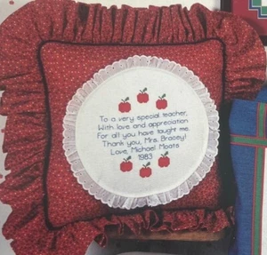 VTG~DIY~ Granny Chic / Millennial -TEACHERS LOLLIPOP DESIGNS- Cross Stitch-1985 - Picture 1 of 3