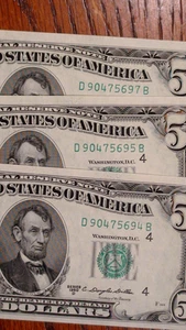 THREE 1950-D FIVE DOLLAR CLEVELAND CHOICE UNCIRCULATED NOTES $5.00 BILLS - Picture 1 of 4