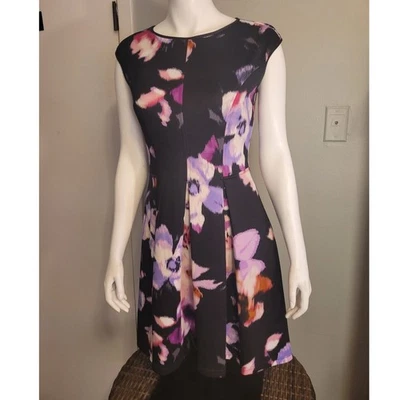 Vestido Maggy London Acuarela Ajuste Floral Acampanado Romántico Coqueta Dinero Antiguo Talla 6 Foto 1 de 4