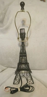 Lámpara de mesa Torre Eiffel negra con acento francés sin pantalla París Tennessee ¡Coleccionista!! Foto 1 de 4