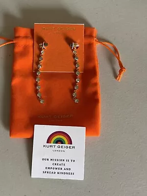 KURT GEIGER LONDON SIGNATURE EAGLE HEAD BEZEL LINEAR GOLD TONE EARRINGS 3” - Image 1 of 4