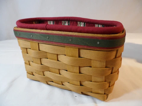 Longaberber 2004 Holiday Helper Basket combo with Holiday Stripe Liner Cover