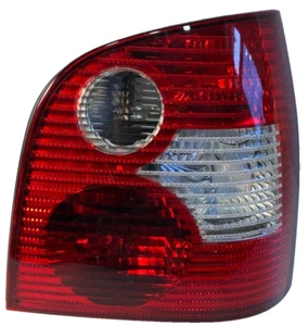 O.E. Fanale posteriore destro Magneti Marelli 714098290504 per Vw Polo IV coda spiovente - Foto 1 di 3