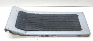 Craftsman GT 18, 6 Speed 917.255917 Riding Mower Lawn Tractor Footrest RH INV - Picture 1 of 2