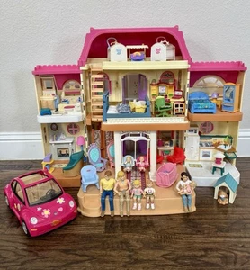 Vintage 1997 Fisher Price liebevolle Familie großes Puppenhaus Möbel Menschen Auto 53 Teile - Bild 1 von 23