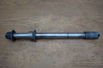 Honda Goldwing GL1100I 1981 eje de rueda trasera Foto 1 de 4