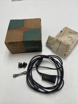 Nuevo de Lote Antiguo 1961 62 Chevrolet Impala Accesorio Guantera Arnés de Luz Solo 988456 L3 Foto 1 de 4