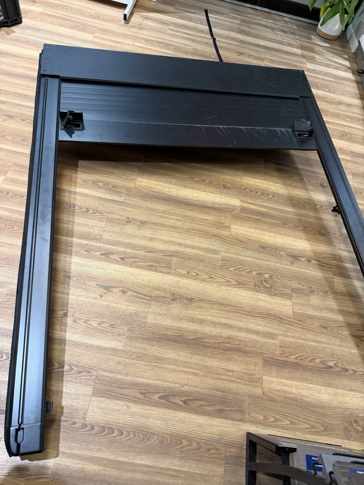 Camioneta pickup mala cubierta coche Foto 1 de 3