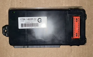 Módulo de control multifunción F75B-14B205-AC, Expedition Navigator, GEM 1997-1998 - Imagen 1 de 4