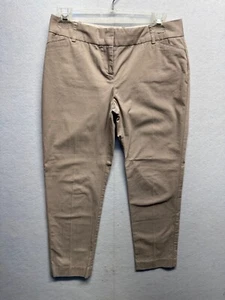 Womens Van Heusen Stretch Khaki Pants Size 2 Cotton Blend - Picture 1 of 10