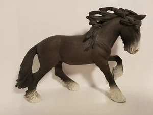 13734 Schleich Horse : Shire Stallion ref : 1D3836  - Picture 1 of 7