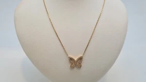 Collier papillon en or jaune 18 carats sertie de diamants naturels Poids: 2.86g - Picture 1 of 6